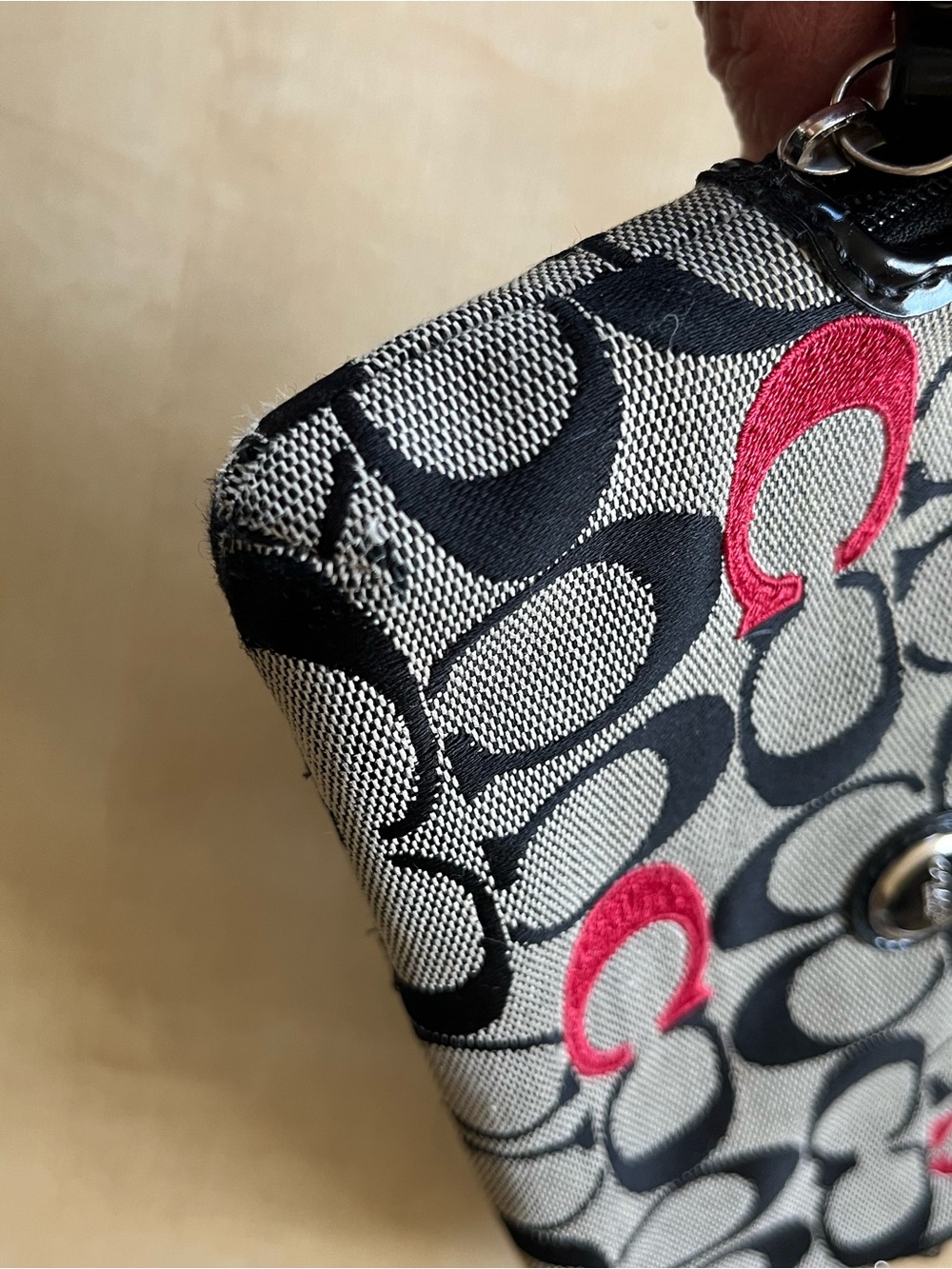 Coach Poppy Signature Wristlet in Black, Gray & Red - Picture 11 of 14